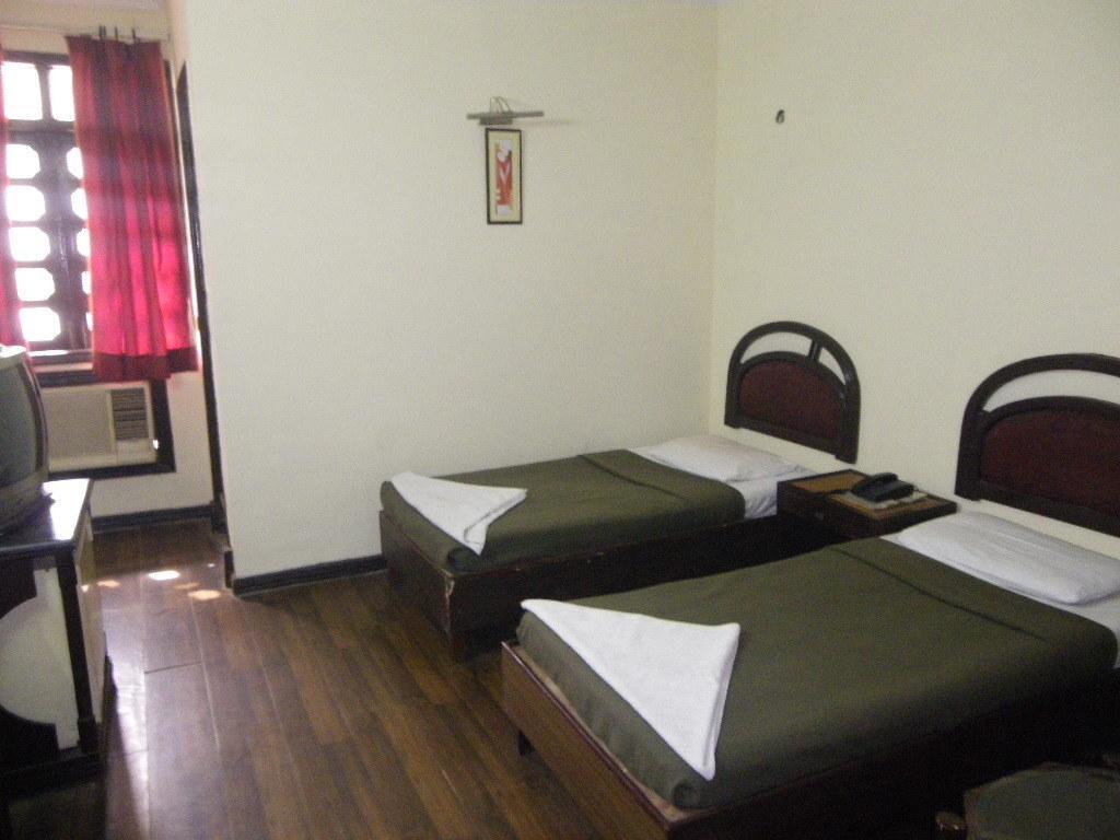 Hotel Metro Continental Delhi  Phòng bức ảnh